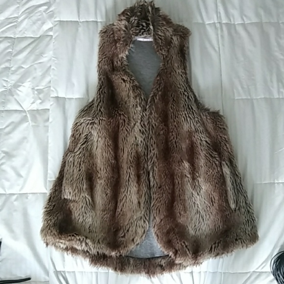 Vest - Picture 3 of 3